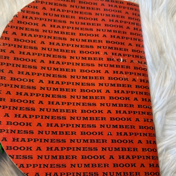 Colorful Number Zero Book - Picture 7 of 8